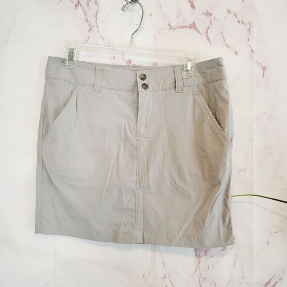 Columbia Sport skirt with shorts under - Picture 3 of 9